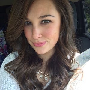 Meet your Posher, Samantha